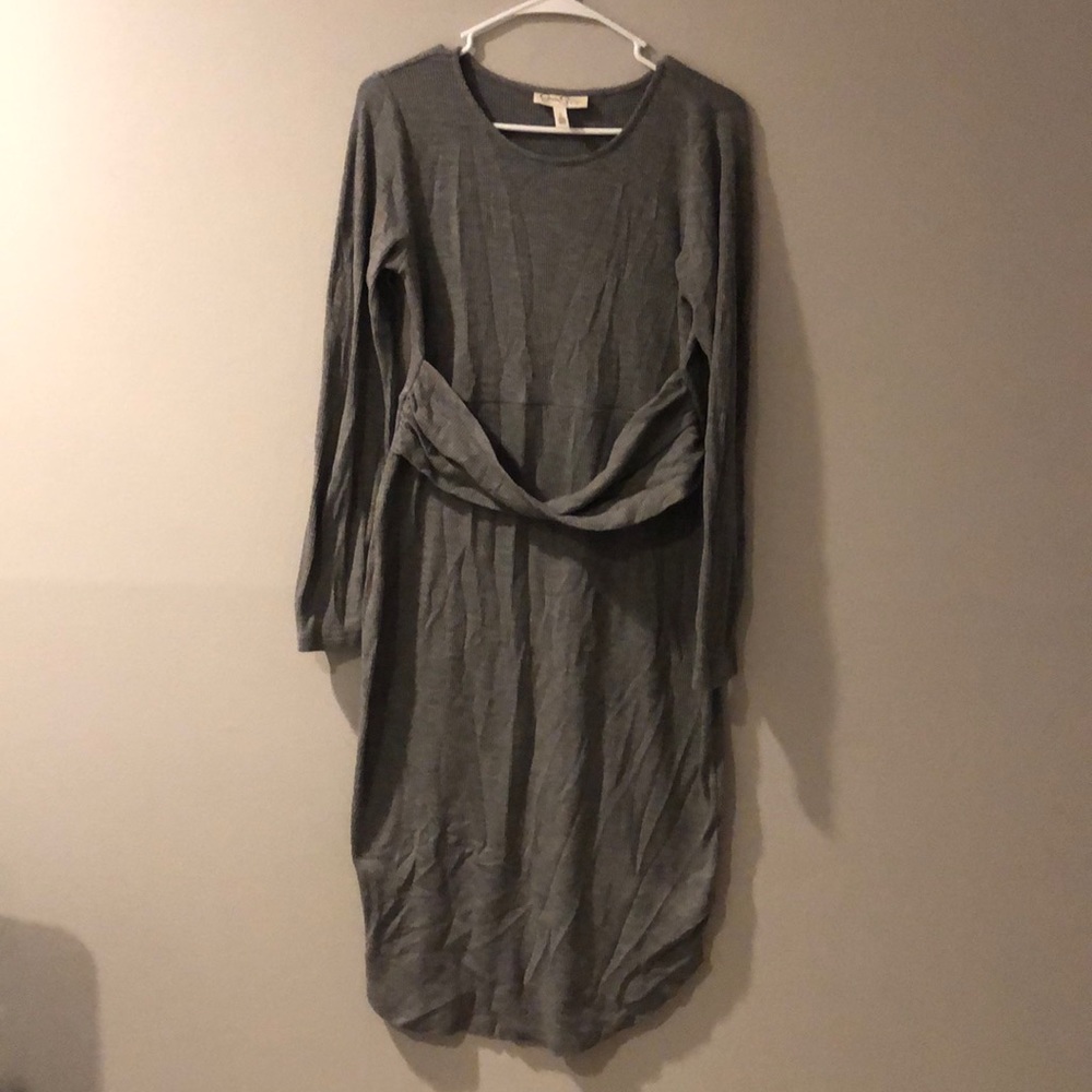 Jessica Simpson maternity dress